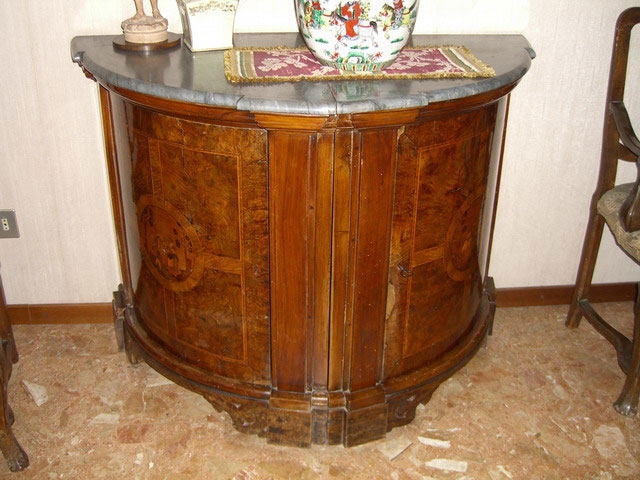 Vernici per Restauro Mobili Antichi Vernici per Restauro Mobili Antichi